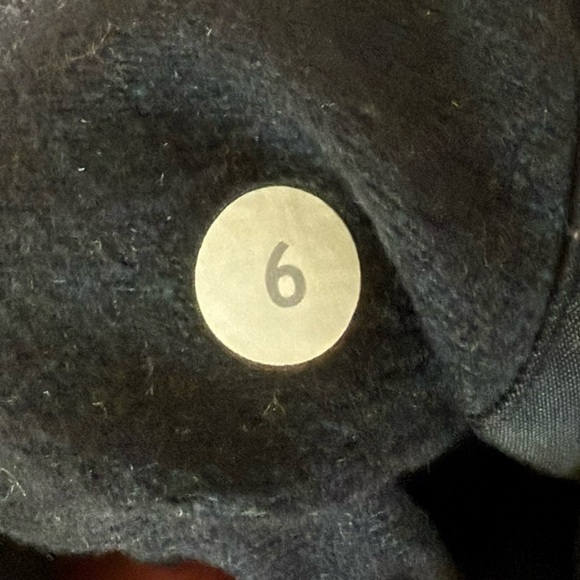 Lululemon // Fo Drizzle Jacket // Black - Picture 8 of 8